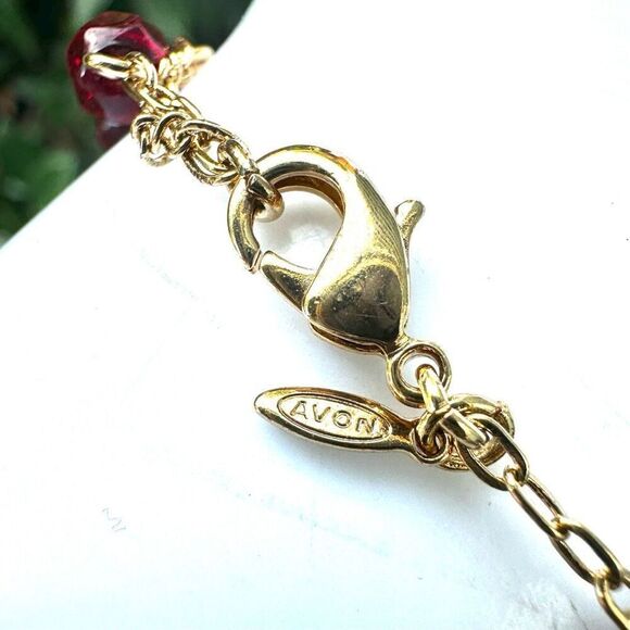Avon Red Crystal Gold tone cross charm Bracelet - Picture 4 of 6